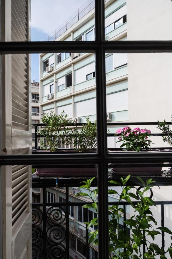 Polytimon, An Athenian Neoclassical Apartment Exterior foto
