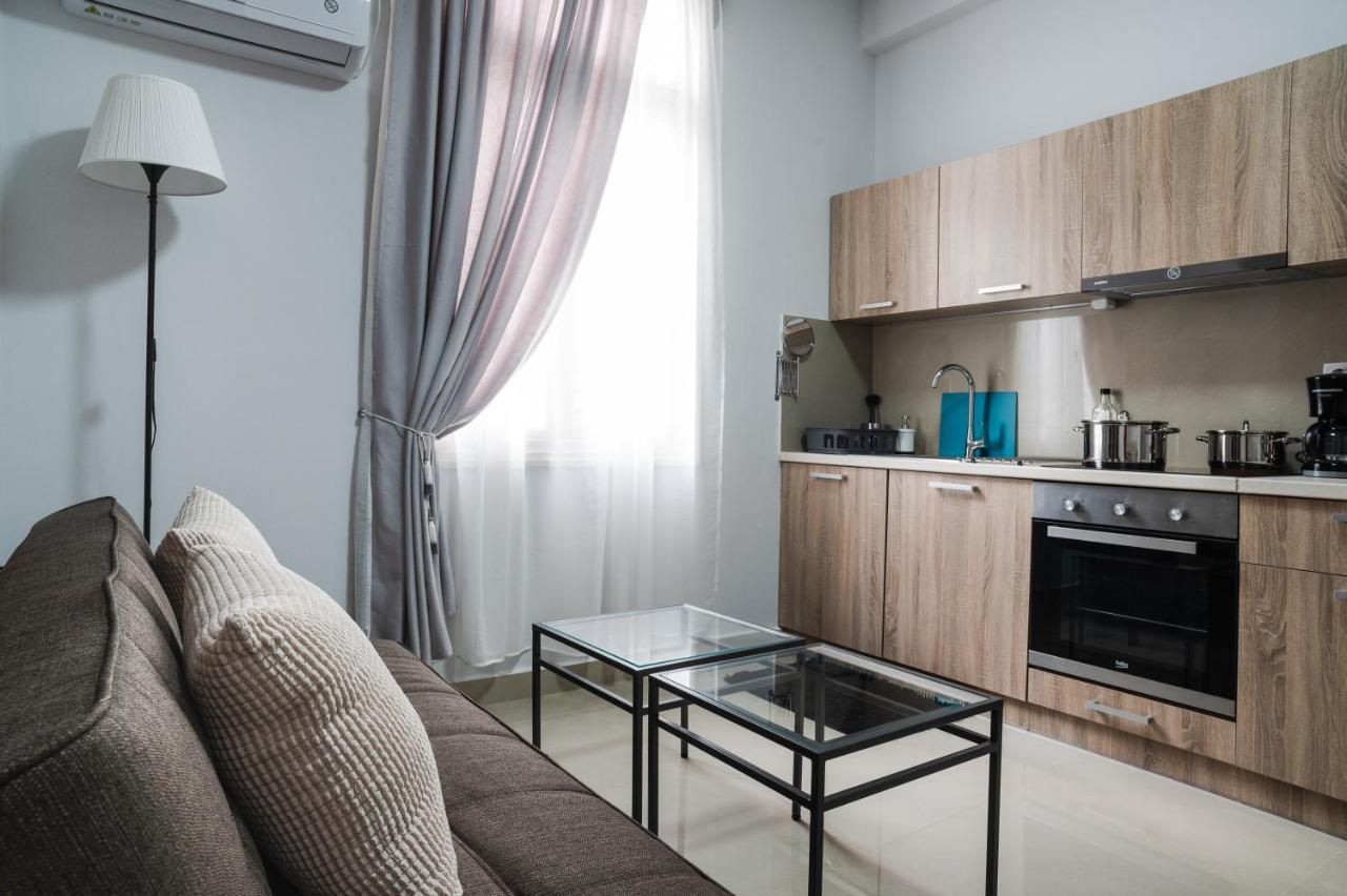 Polytimon, An Athenian Neoclassical Apartment Exterior foto